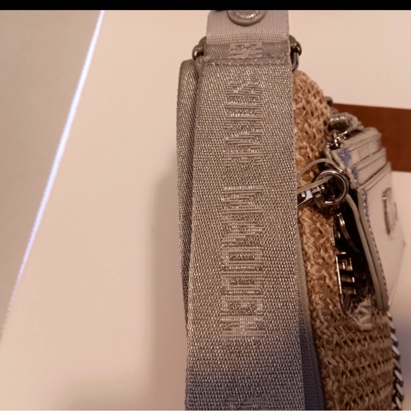 NWT Steve Madden Silver Bdaisy Raffia Crossbody Bag - Picture 9 of 15